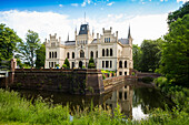 Wasserschloss und Park, Schloss Evenburg, Leer, Ostfriesland, Niedersachsen, Deutschland