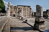 Überreste der Kalkstein Synagoge, Kafarnaum am See Genezareth nahe Tiberias, Israel, Mittlerer Osten, Asien