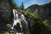 Wasserfall am Gaisalptobel, bei Oberstdorf, Allgäu, Bayern, Deutschland