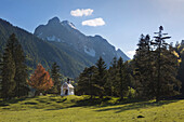 Maria Queen Chapel, Wettersteinspitze, on Lake Lautersee, near Mittenwald, Bavaria, Germany