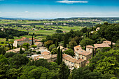 Malerisches Bergdorf, Séguret, Les plus Beaux Villages de France, Dentelles de Montmirail, Département Vaucluse, Provence, Provence-Alpes-Côte d'Azur, Frankreich