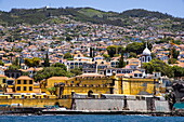 Forte de São Tiago Festung und Stadt, Funchal, Madeira, Portugal, Europa
