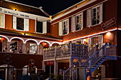 Gouverneur De Rouville Restaurant & Bar in Otrabanda bei Nacht, Willemstad, Curaçao, Niederländische Antillen, Karibik