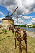 The old cranes on the Main in Marktbreit, district of Kitzingen, Lower Franconia, Franconia, Bavaria, Germany