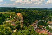 Pottenstein Castle above the town of Pottenstein, Franconian Switzerland, Bayreuth District, Franconia, Upper Franconia, Bavaria, Germany