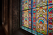 bunte, kunstvolles Fensterglas in Große Synagoge (Velká synagoga) in Pilsen (Plzeň), Böhmen, Tschechien, Europa