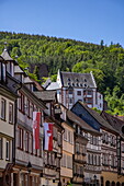 Fachwerkhäuser in der Altstadt mit Mildenburg am Hang, Miltenberg, Spessart-Festland, Franken, Bayern, Deutschland, Europa