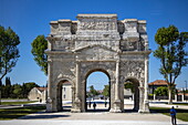 Triumphal Arch L&#39;Arc De Triomphe, Orange, Vaucluse, Provence-Alpes-Cote d&#39;Azur, France, Europe