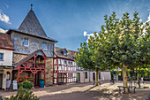 To the turret in the old town of Hofheim am Taunus, Taunus, Hesse, Germany