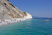 Steilküste am Lalaria Beach, Insel Skiathos, Nördliche Sporaden, Griechenland