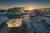 Eisformationen an der Südküste Islands, Island.