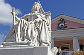 Statue of Queen Victoria with the Senate Building, Parliament Square, Nassau, New Providence Island, The Bahamas