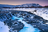 Abendstimmung am Wasserfall Bruarfoss auf Island, Island.