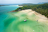 Luftbild vom Strand Khlong Yai Kee Beach, Insel Ko Kut oder Koh Kood im Golf von Thailand, Asien