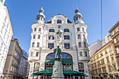 Gutenberg memorial in front of the Regensburger Hof am Lugeck in Vienna, Austria, Europe
