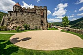 Burg Reichenstein vom Burggarten aus gesehen, Trechtingshausen, Oberes Mittelrheintal, Rheinland-Pfalz, Deutschland