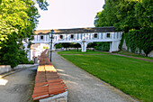 Mantelbrücke zwischen Schlossgarten und Schloss, Český Krumlov, Südböhmen, Tschechien