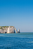 View of the Etretat and Falaise d&#39;Aval chalk ledges