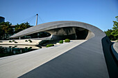 Porsche Pavillon in Autostadt in Wolfsburg, Niedersachsen, Deutschland, Europa