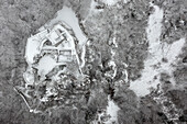 schneebedeckte Burg Gundelfingen, Münsingen, Schutzgebiet Großes Lautertal, Schwäbische Alb, Baden-Württemberg, Deutschland, Europa