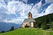St. Kathrein Kirche bei Hafling über Meran, Etschtal, Südtirol, Italien