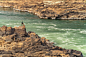 Fischer bei den Mekongfällen Nam Tok Khon Phapheng, Si Phan Don, Provinz Champasak, Laos, Asien 