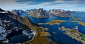 Norwegen, Nordland, Lofoten, Moskenes, Panorama vom Reinebringen