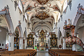Innenraum der Stadtkirche Laufenburg, Aargau, Schweiz, Europa
