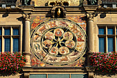 Historische astronomische Uhr am Rathaus in Heilbronn, Baden-Württemberg, Deutschland  