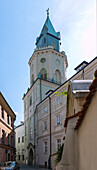 Trinitarierturm (Wieża Trynitarska) mit Erzdiözesanmuseum (Muzeum Archidiecezji Lubelskiej) in der Straße Królewska in Lublin in der Wojewodschaft Lubelskie in Polen