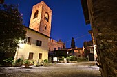 Abends in der Burg von Manerba, südlicher Gardasee, Lombardei, Italien
