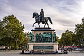 Reiterstandbild König Friedrich Wilhelm III. auf dem Heumarkt in Köln, Nordrhein-Westfalen, Deutschland