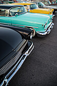 Autos auf der Oldtimer-Show auf dem Rockabilly-Festival Viva Las Vegas in Las Vegas, Nevada, USA
