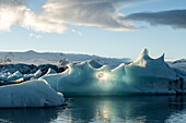 Eisbrocken in der Jökulsárlón Lagune, Island