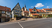 Wehrkirche Sankt Johann Baptist in Nordheim vor der Rhön, Landkreis Rhön-Grabfeld, Biosphärenreservat Rhön, Unterfranken, Franken, Bayern, Deutschland