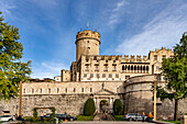 Die Burg Castello del Buonconsiglio in der Altstadt von Trient, Trentino, Italien, Europa \n