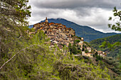 Das Dorf Apricale, Ligurien, Italien, Europa