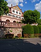 Das Kellereischloss oder auch Rotes Schloss in der Weinstadt Hammelburg, Landkreis Bad Kissingen, Unterfranken, Franken, Bayern, Deutschland