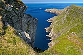 Irland, County Mayo, Achill Island, Keem Bay, Wanderung zu den Cliffs of Croaghaun