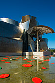 Guggenheim Museum Bilbao, architect Frank O. Gehry, Bilbao, Basque Country, Spain