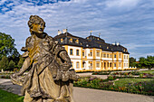 Schloss und Rokoko Hofgarten Veitshöchheim, Unterfranken, Franken, Bayern, Deutschland