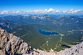 Blick von der Zugspitze zum Eibsee, Garmisch-Partenkirchen, Wettersteingebirge, Oberbayern, Bayern, Deutschland