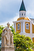  Queen Wilhelmina statue, Temple Emanuel, Old Town, Willemstad, Curacao, Netherlands 