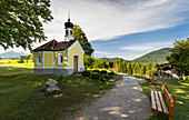 Kapelle Maria Rast auf den Buckelwiesen, Wettersteingebirge, Krün, Bayern, Deutschland