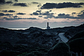Leuchtturm am Cap de Favàritx in der Morgendämmerung, Menorca, Balearen, Spanien, Europa