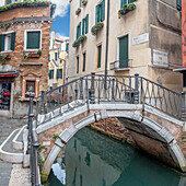 Ponte dei Carmini, Venice, Italy 