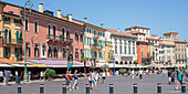 Piazza Brà, Verona, Venetien, Italien