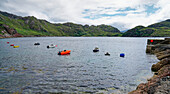 Großbritannien, Schottland, West Highlands, am Loch Torridon und Pier in Lower Diabaig