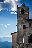 Kirche des Klosters Santa Caterina del Sasso, Leggiuno, Provinz Varese, Lago Maggiore, Lombardei, Italien, Europa