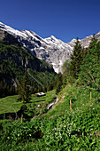 Auf dem Weg nach Ober Steinberg, Stechelberg, Berner Oberland, Schweiz.